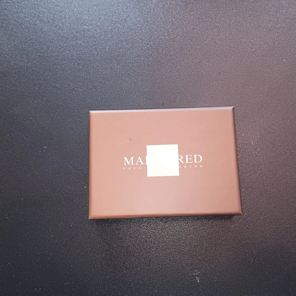 Mark Fred Wallet - Picture 2 of 4